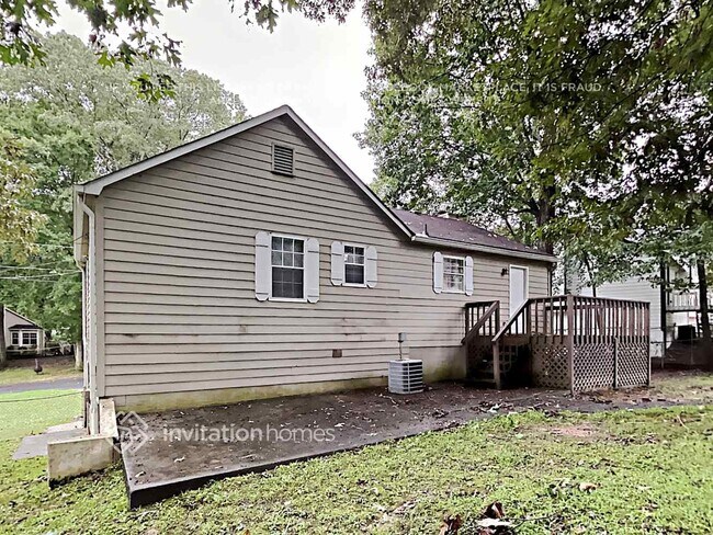 Photo - 1021 Coker Cir NW