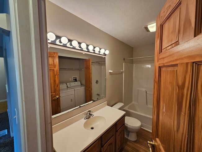 Photo - 18 Bakers Lndg