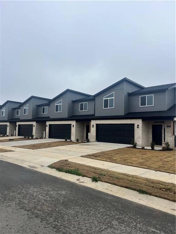 Photo - 1881 Lapis Ave