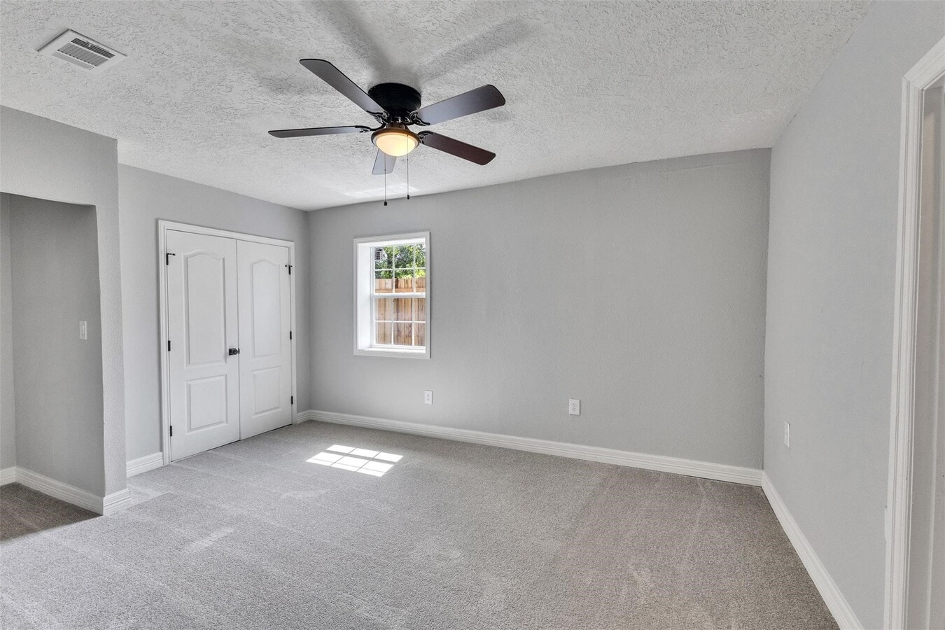 Photo - 9707 Nedwald St