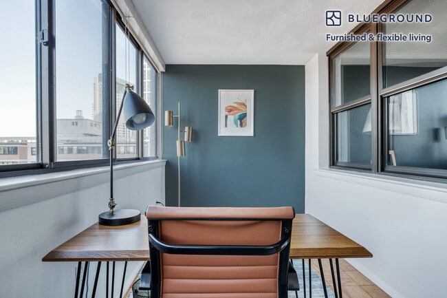 Photo - 8 Whittier Pl Unidad FL17-ID50