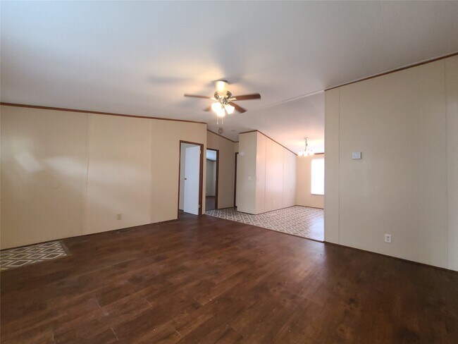 Building Photo - 9622 Oak Hill Dr Rental