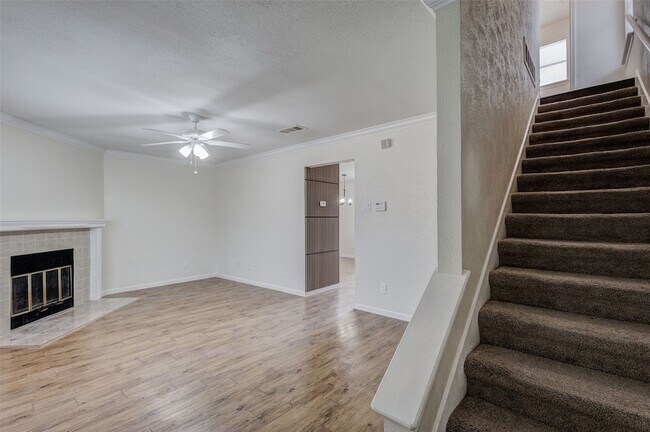 910 Cedar Terrace Unit 910