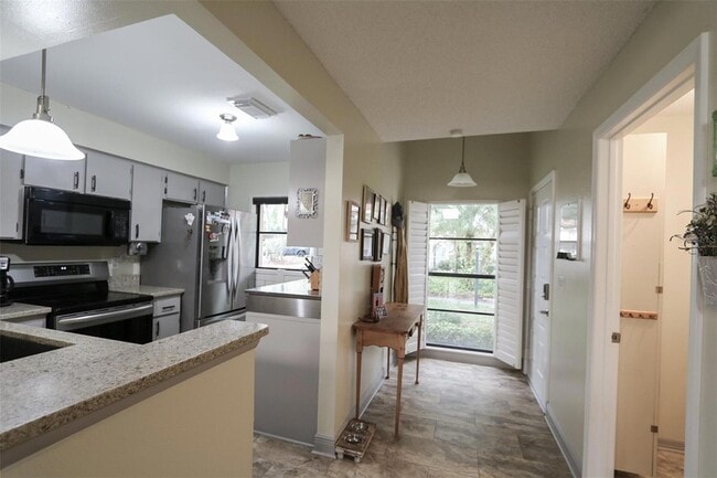 Photo - 323 Knottwood Ct Unit 1