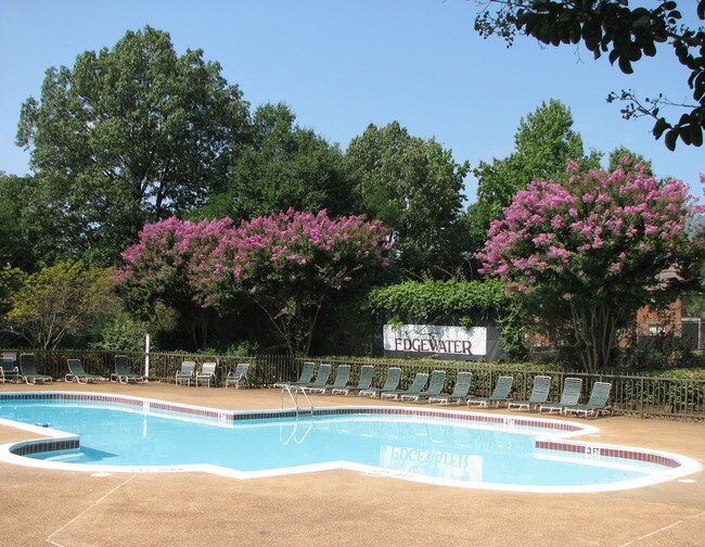 Edgewater Apartments For Rent in Memphis, TN