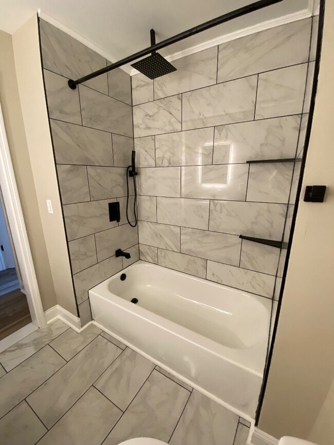 Photo - 2306 N Myrtlewood St