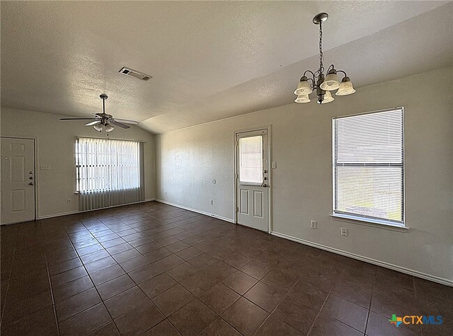 Photo - 2812 Ashley Dr