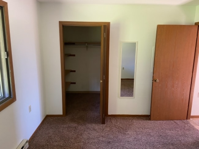 Photo - 108 Willow Creek Ln