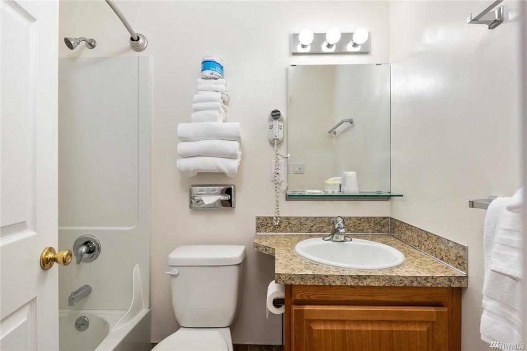 Photo - 4731 12th Ave NE Unit 202