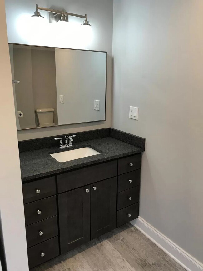 Photo - 97 Wallace St Unit 97 Wallace Street