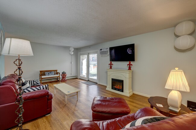 Photo - 4440 S Poplar St Condo Unit 104 B