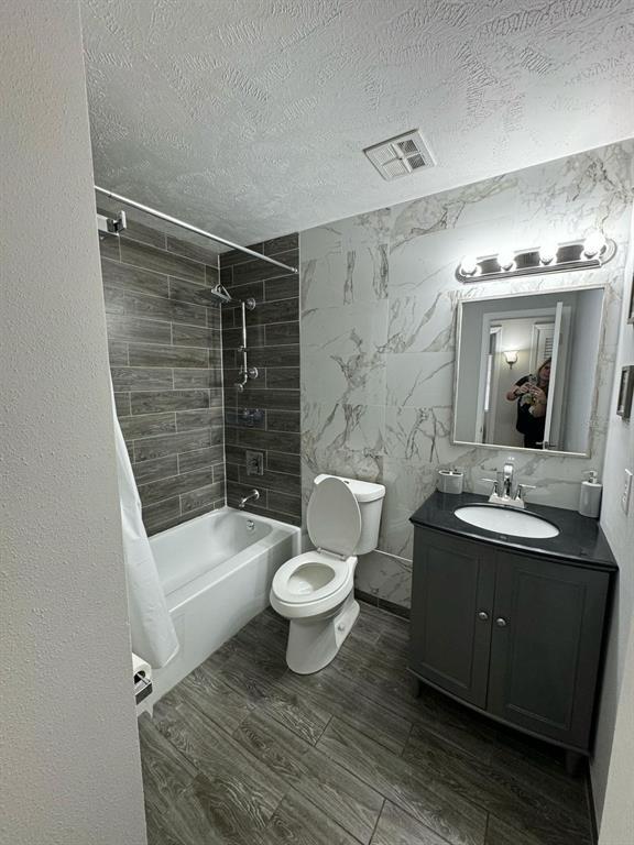 Photo - 1649 W Oak Ridge Rd Unit 1649C