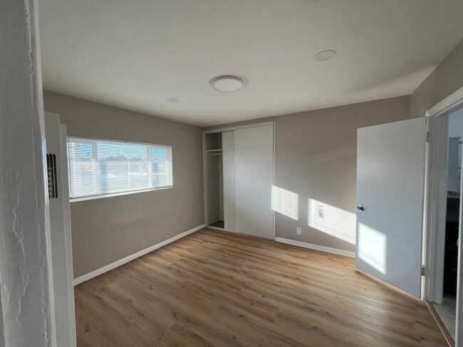 Bedroom - 3827 Grand Ave