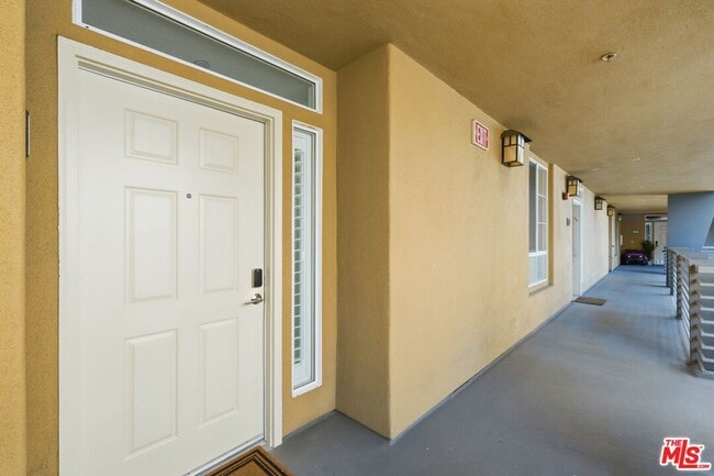 Photo - 5831 Seawalk Dr Unidad 240