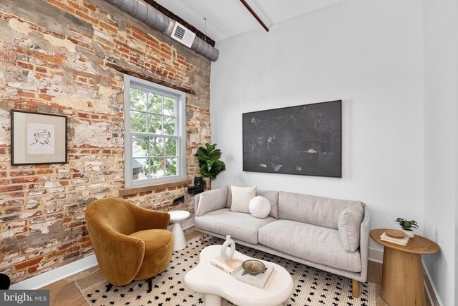 Photo - 901 King St Unit 401