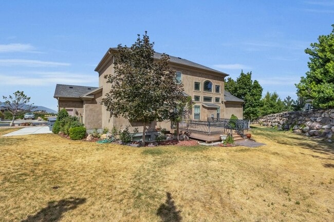 Photo - 725 Vista View Ln