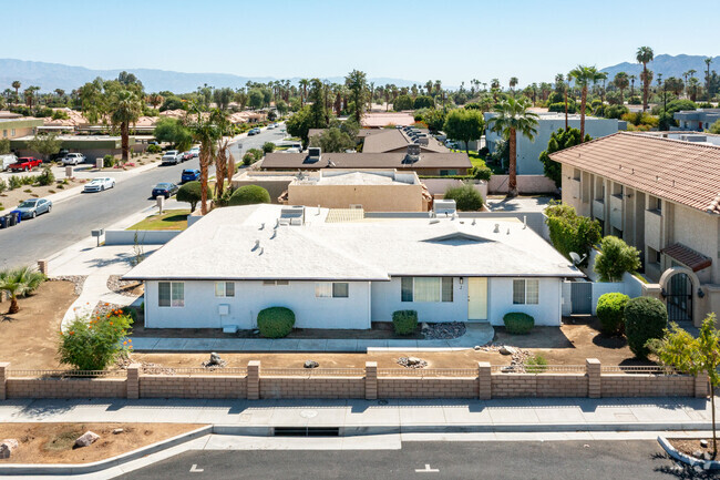 Building Photo - 73515 Catalina Way Unit 2 Rental