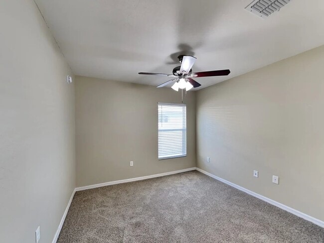 Photo - 938 Blue Tide Ln