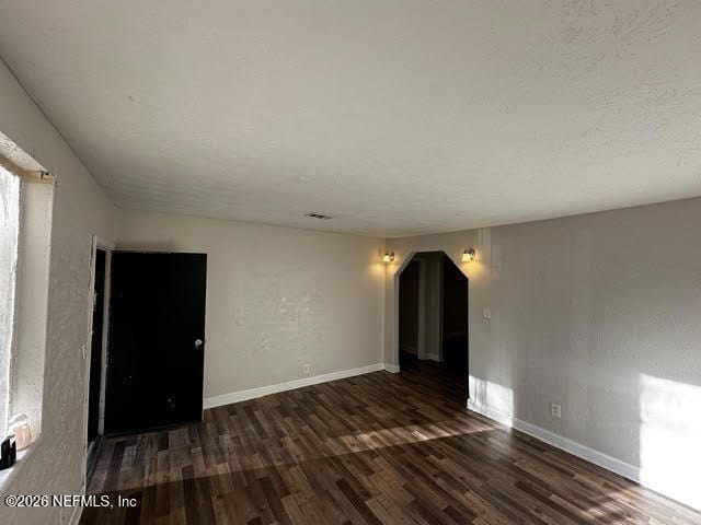 Photo - 7527 Tampa Ave