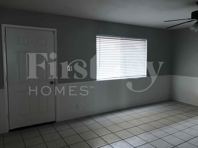 Photo - 9409 N 36th Dr