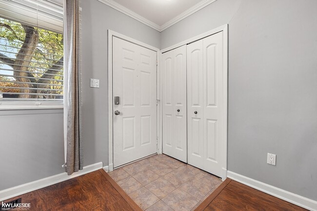 Photo - 1483 Bennaville Ave