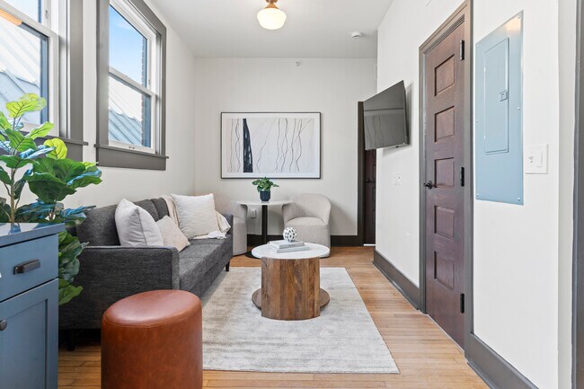 31 N 3rd St
