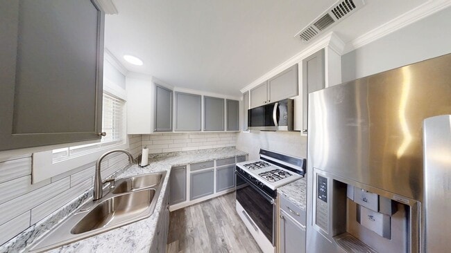 Photo - 13660 5th St
