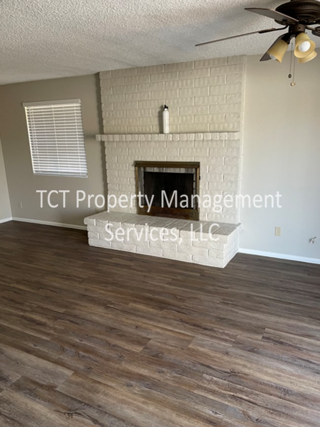 Photo - 3 Bed/ 2 Bath in Dobson Ranch