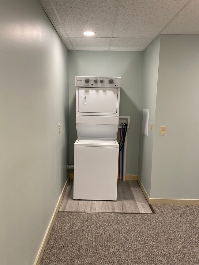 Photo - 326 E Locust St Unit .5
