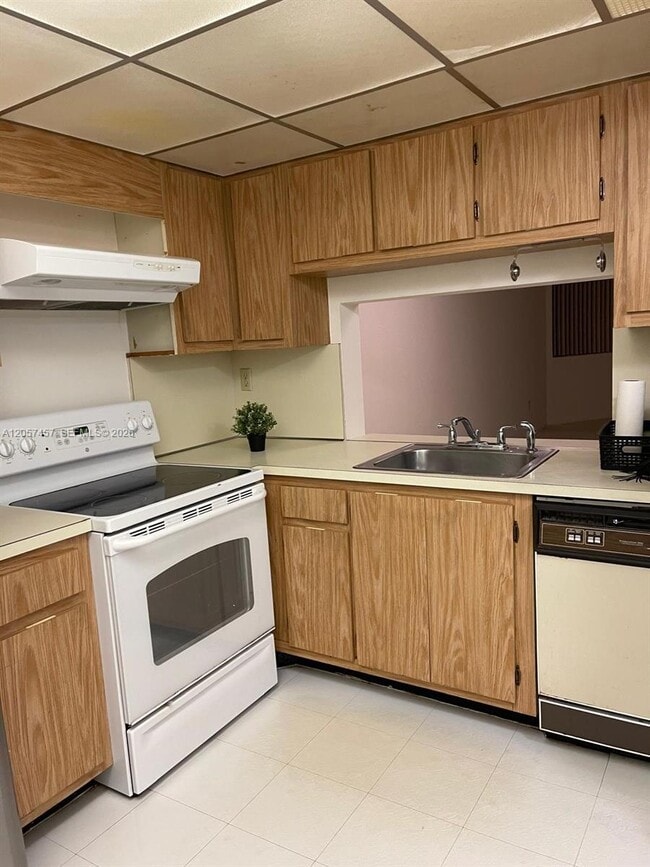 Photo - 20840 San Simeon Way Unit 308