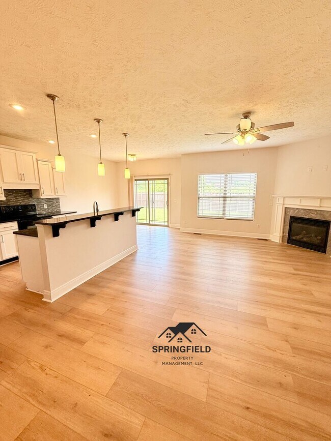Photo - Bent Tree Subdivision - 4 Bedrooms w/ 3 Car Garage