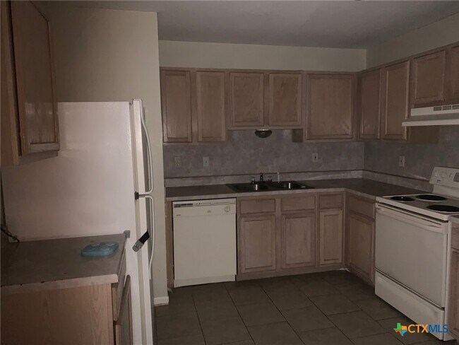 Photo - 3206 Hereford Ln