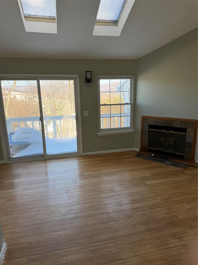 Photo - 25 Lexington Hills Rd Unit 12