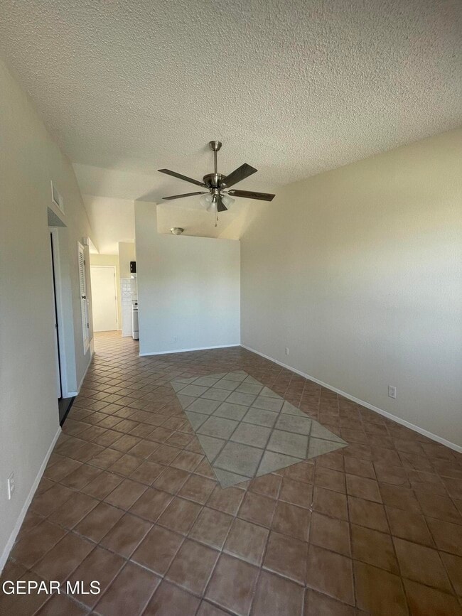 Photo - 204 Prado Rd