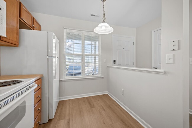 Photo - 8024 River Watch Lane