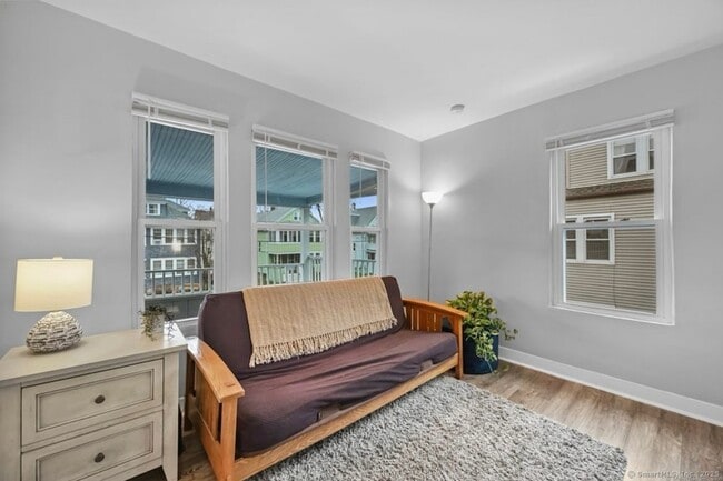 Photo - 115 Harborview Ave