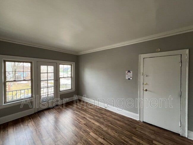 Photo - 3628 E 142nd St Unit 3