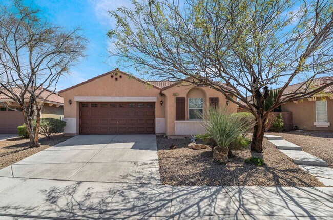 Building Photo - Gorgeous Mountains Edge Pool Home For Rent !