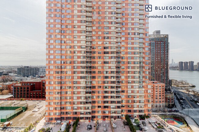 Photo - 4-75-75 48th Ave Unidad SI FL17-ID1787