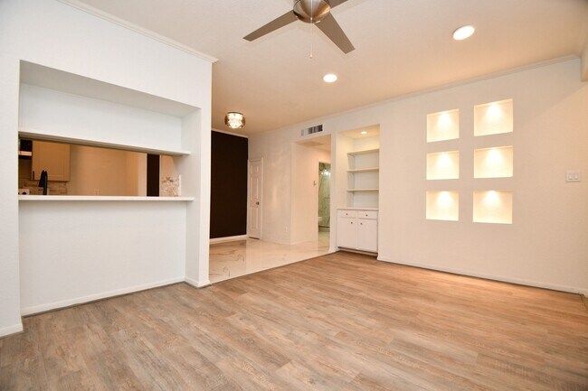 Photo - 720 Bering Dr Unit 169