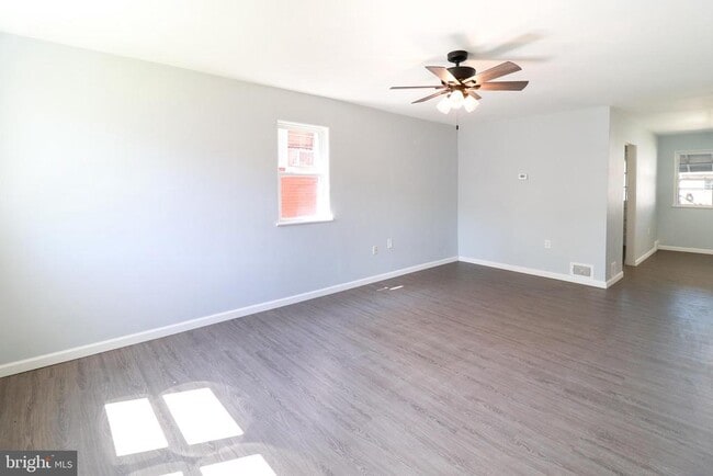Photo - 3214 N 6th St