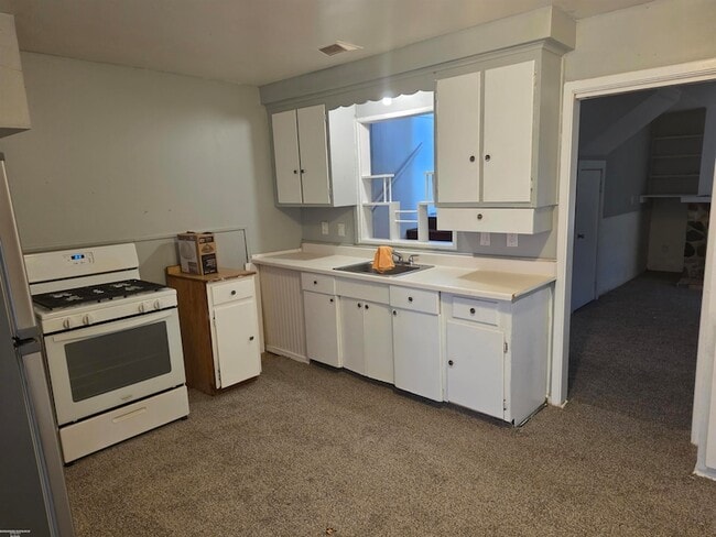 Photo - 23209 Detour St