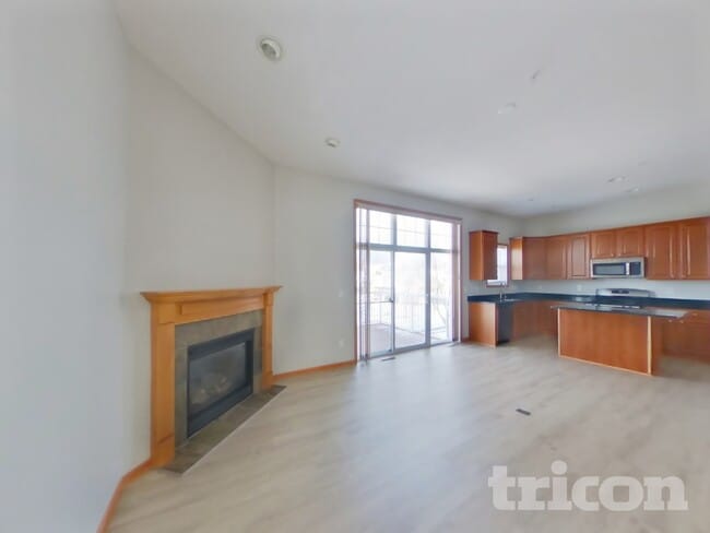 Photo - 1627 Fox Hunt Way