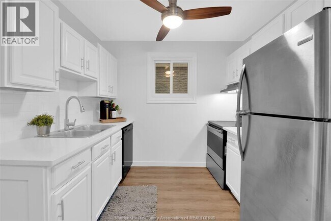 Photo - 9260 Arncliffe Ct