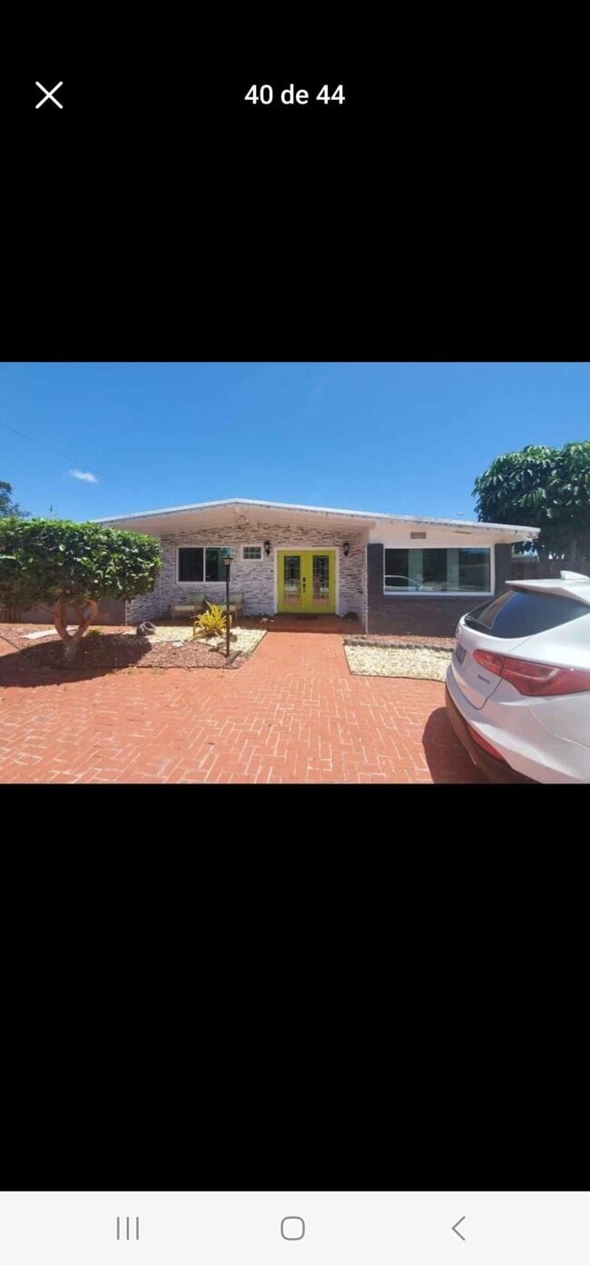 Building Photo - 1649 NE 53rd Ct Unit 2 Rental