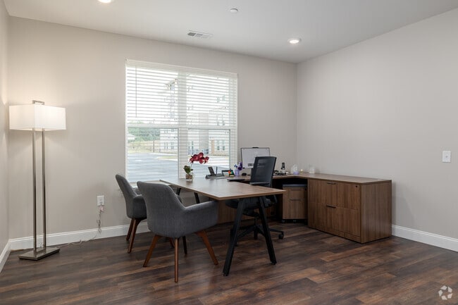 Leasing Office