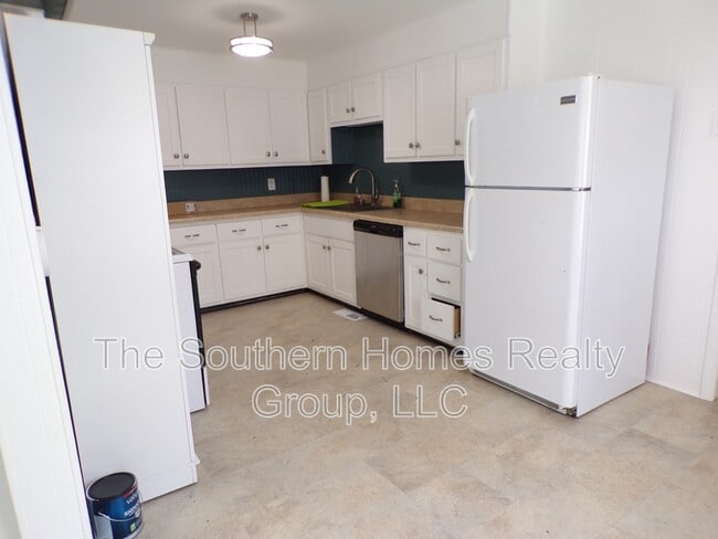 Photo - 103 McMinn Ave