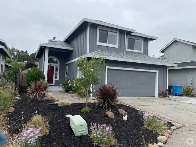 Building Photo - Coming Soon in Northwest Santa Rosa! Rental