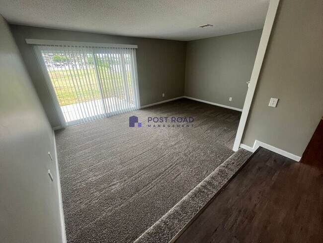 Photo - 545 W 27th St S Unidad 301