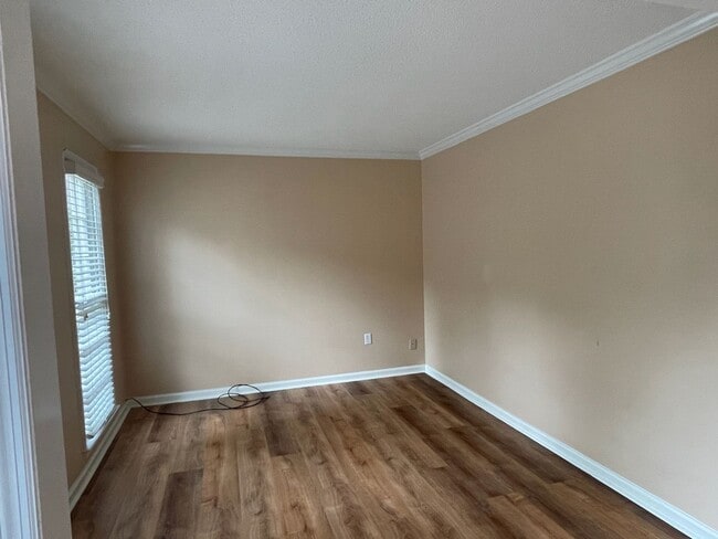 Photo - Beautifully Renovated Two-Story Traditional in McEachern High School